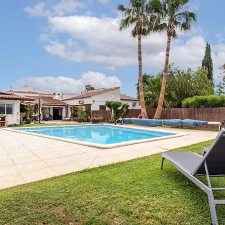 Villa Rustic Retreat In Algoz