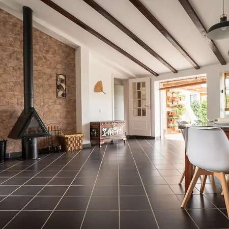 ヴィラ Rustic Retreat In アルゴス